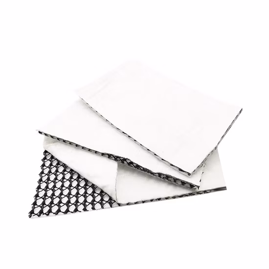 Geonet composto de barreira de sal HDPE 3D com geotêxtil para sistema de drenagem de aterros sanitários